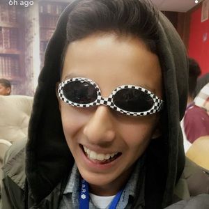 Meet your Posher, Marcos